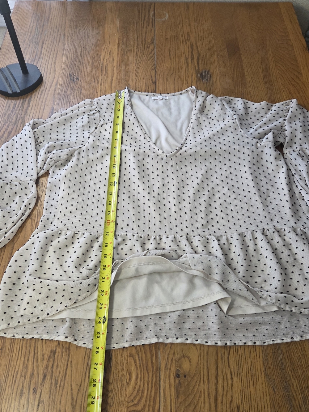 Maurices Cream Polka Dot V-Neck Peplum Blouse Size XL. cpv